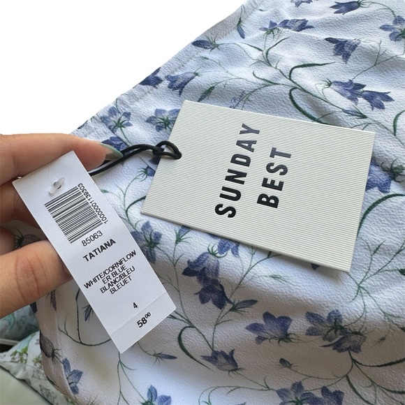 Sunday Best Floral Skirt - Picture 5 of 9